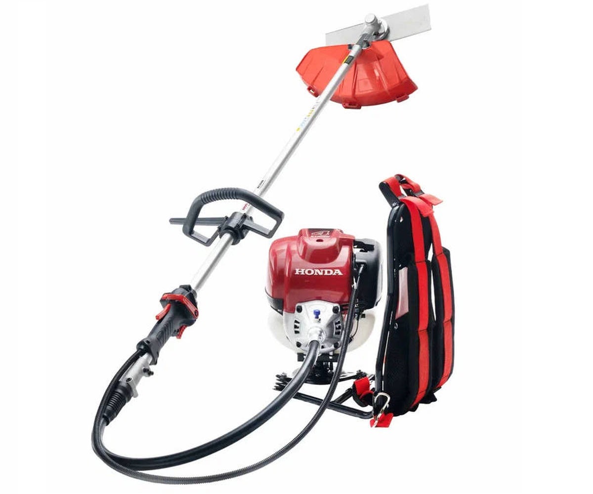 • 0,9 кВт / 1,3 л.с, 4-х тактный двигатель Honda GX35 35,8 см3
• Рукоятка - D-образная
• Косильная головка с леской 2,4 мм
• Нож - 2-х лопастной 280 мм
• Ременная оснастка - ранцевая
• Система легкого запуска - Есть
• Вес 7,5 кг