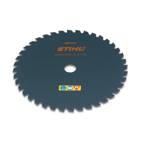 Специальный диск из стали для мотокос средней и высокой мощности. Диаметр 250мм. Основное применение: для сучковатых кустарников и тонких стволов деревьев. Применяется только с универсальным защитным щитком.